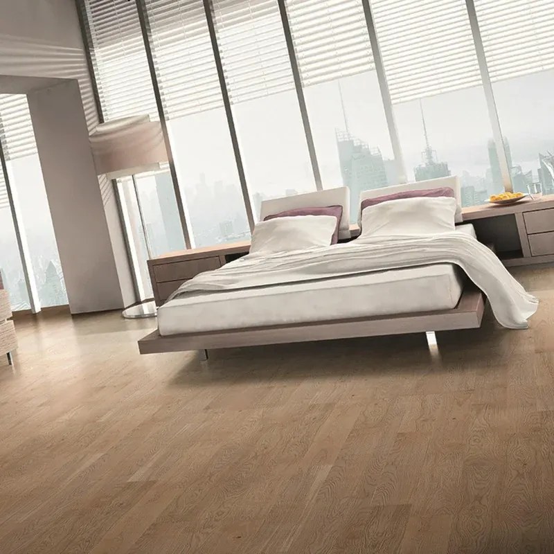 Parquet prefinito S in rovere spazzolato e verniciato elegance sp. 10/3 mm 1.8 m²