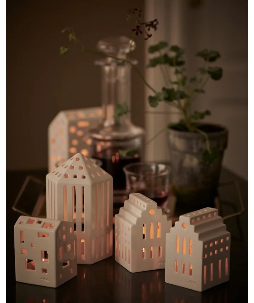 Portacandele in ceramica per tea light Urbania Lighthouse Long Church - Kähler Design