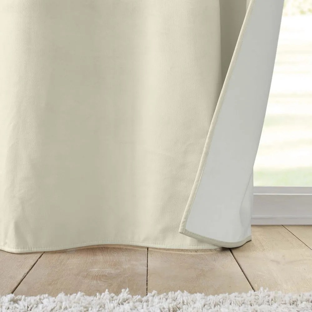 Tenda termoisolante color crema in velluto 140x260 cm Polarchic – douceur d'intérieur