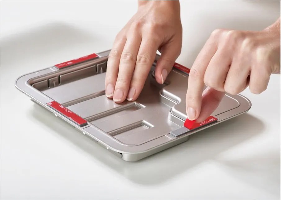 Set di 4 coltelli con supporto in acciaio inox DoorStore™ - Joseph Joseph