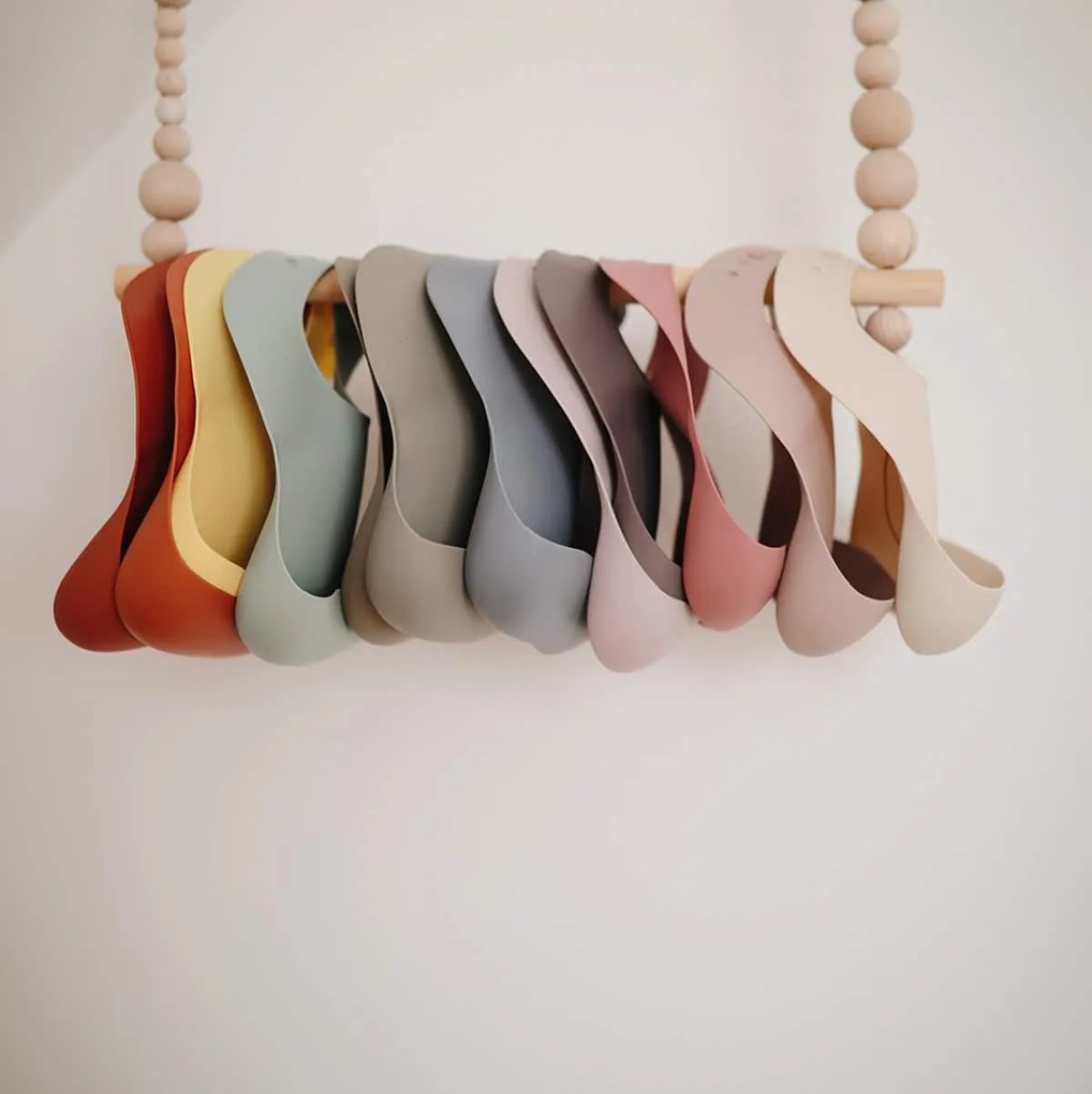 Bavaglino in silicone Mushie - Black numbers