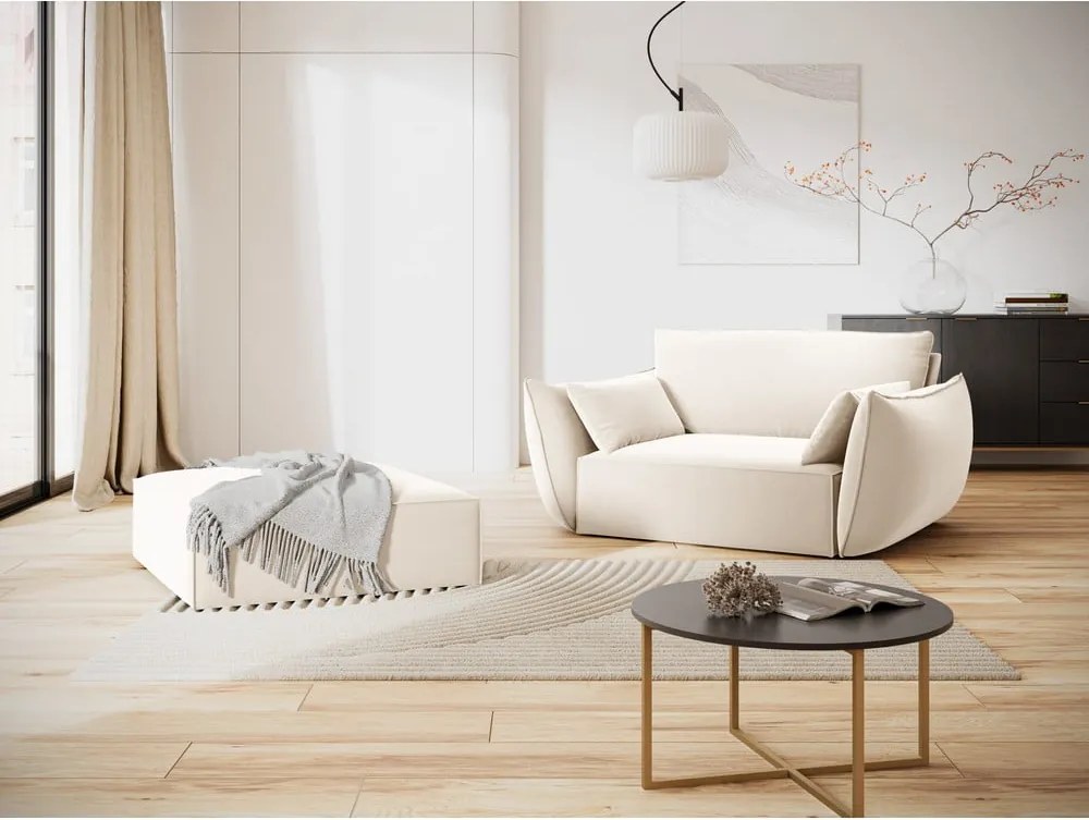 Poltrona beige con rivestimento in velluto Vanda – Mazzini Sofas