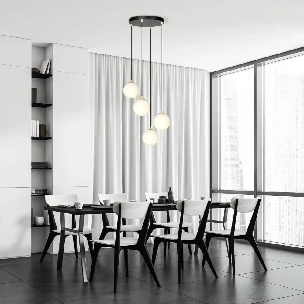 Lampadario a Sospensione in Acciaio e Vetro ROYAL 4 Bianco o Nero 4xE14 Colore del corpo Nero