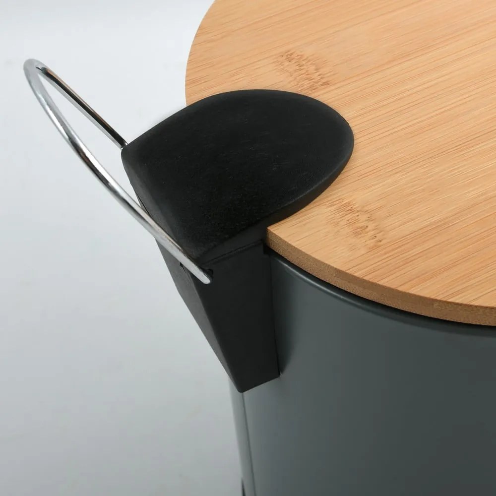 Cestino per la spazzatura grigio scuro in acciaio con pedale 5 l Adonis – Spirella