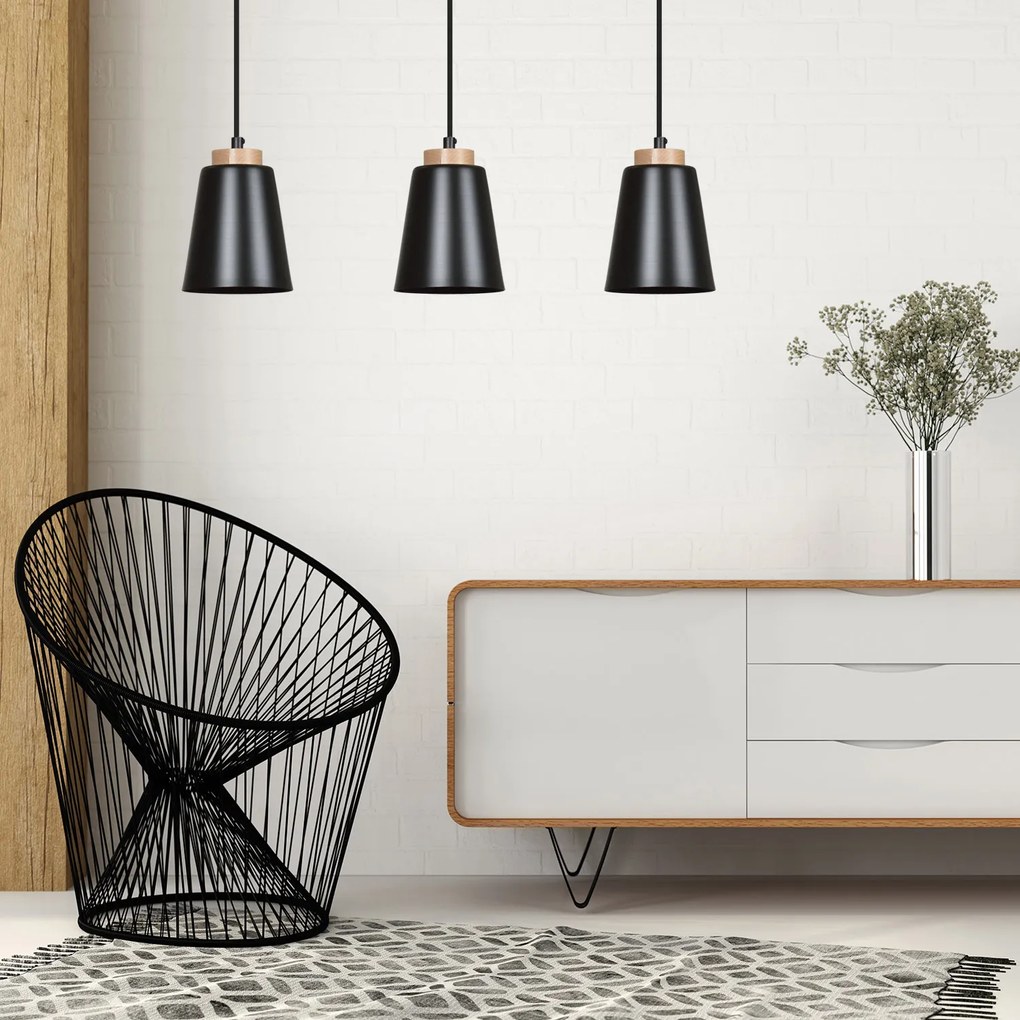 Lampadario 3 Luci Lancillotto Con Paralumi A Cono In Acciaio Nero E Legno Naturale
