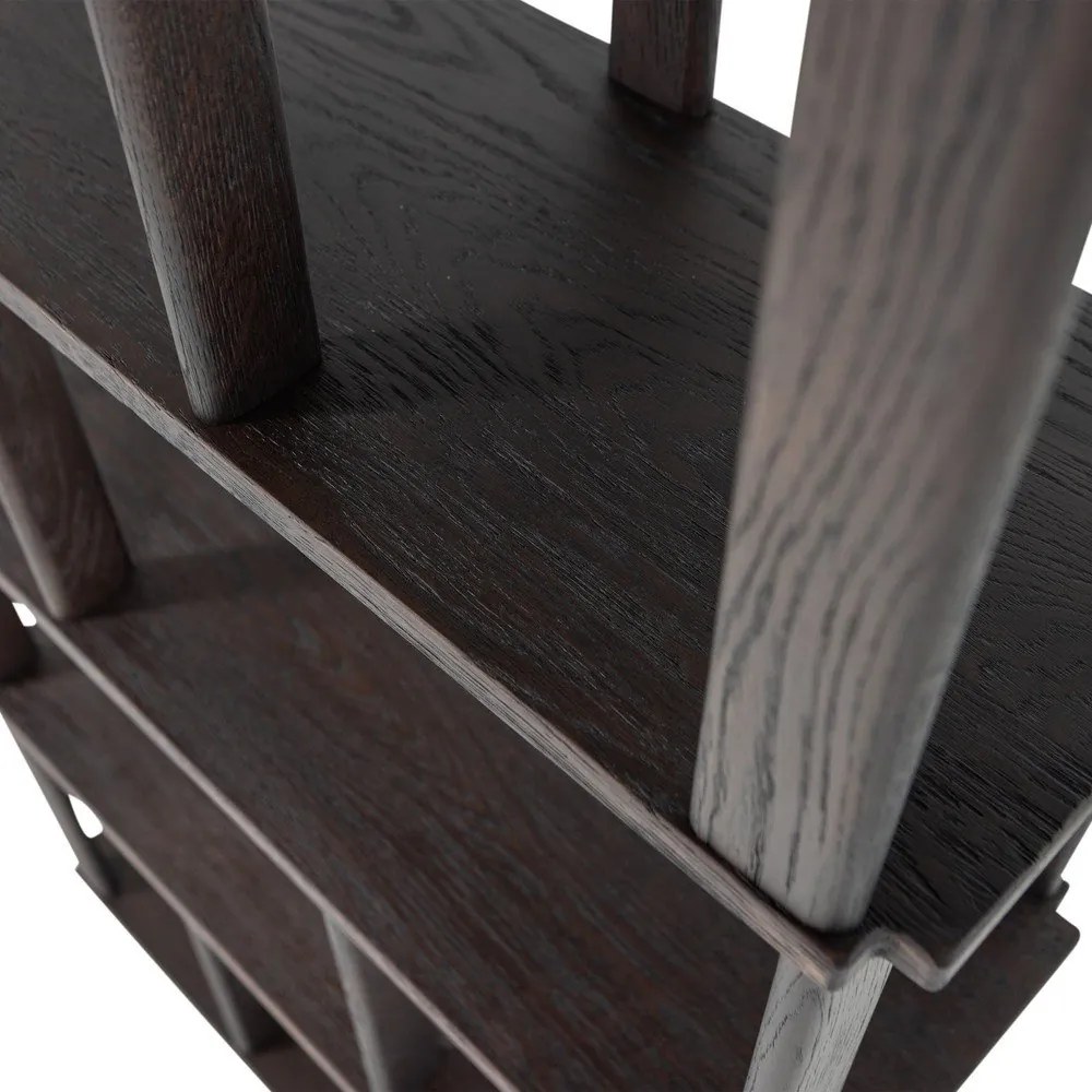 Libreria marrone scuro in rovere massiccio 90x186x30 cm Riss – WOOOD