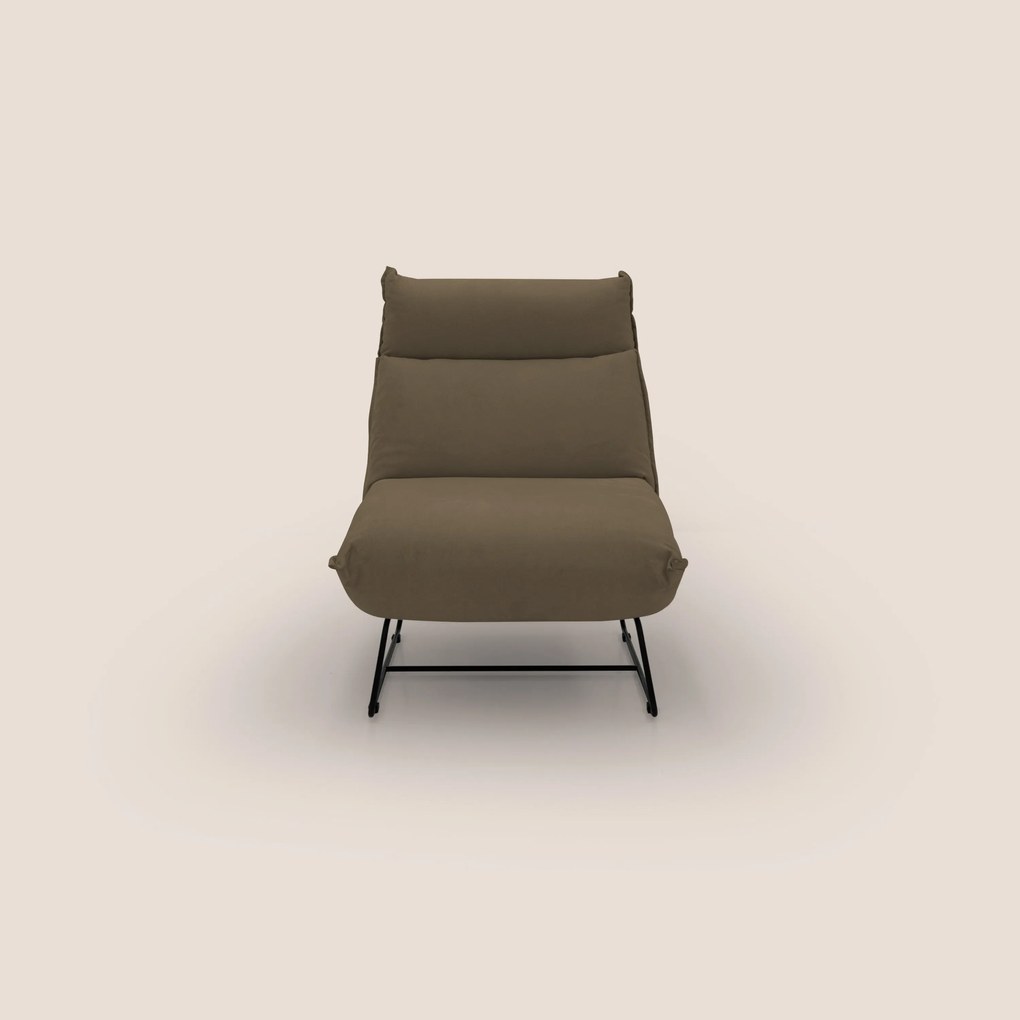 Tessa Poltroncina dal design moderno in morbida microfibra smacchiabile T11 marrone