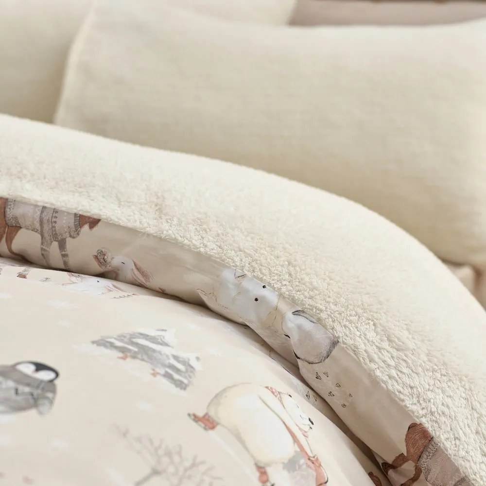 Set copripiumino e federa beige in micropile per letto singolo 135x200 cm Winter Friends – Catherine Lansfield