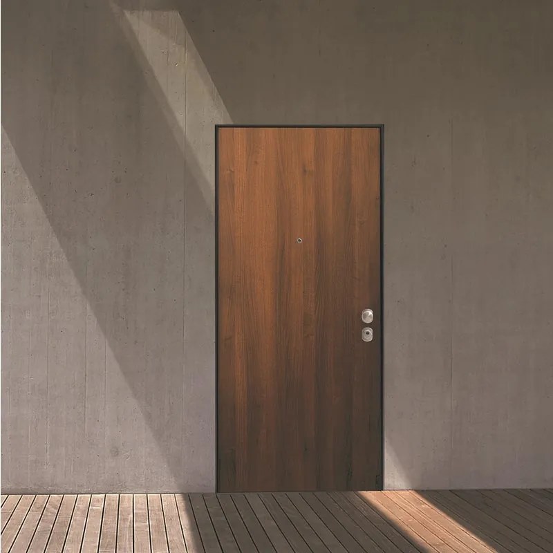 Porta blindata YALE Iron L 80 x H 210 cm in melaminico noce, apertura spingere a sinistra, falso telaio incluso