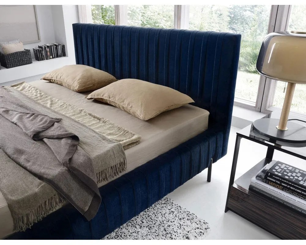 Letto matrimoniale imbottito blu scuro con contenitore e rete inclusi 180x200 cm Plissa – ELTAP