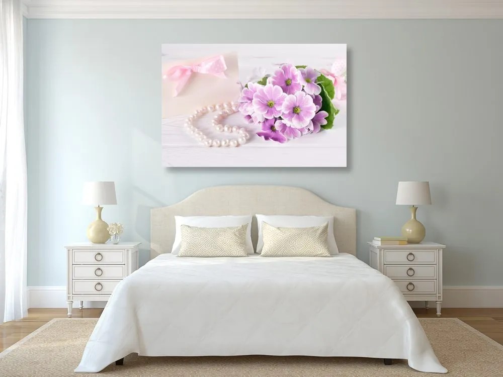 Quadro su tela – Natura morta romantica con tocco di lusso