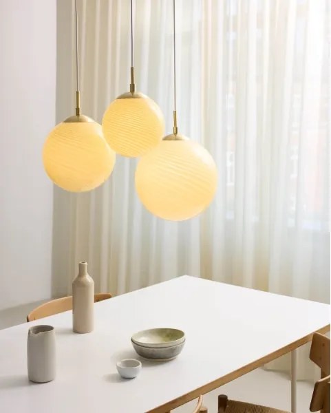 Halo Design 748365 - Lampadario a sospensione con cavo CANDY 1xE27/25W/230V diam. 20 cm beige/ottone