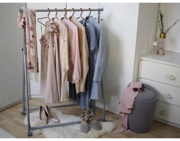 WENKO 22448100 - Sgabello CANDY 36x50,5 cm grigio/nero