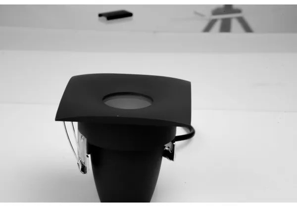 Azzardo AZ5392 - Lampada da incasso bagno ROMOLO 1xGU10/50W/230V IP65 nero