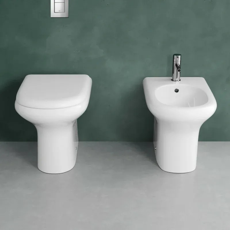 Vaso a terra filomuro Rak serie Compact scarico universale Rimless