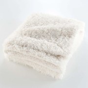 Coperta color crema in pelliccia finta 220x240 cm Mouton – douceur d'intérieur