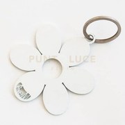 Porta chiavi fiorellino bianco in ferro