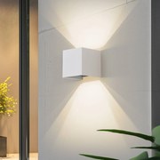 Lindby Smart LED applique da esterni Dara, 10 cm, bianco, CCT Tuya Dara Lindby, dimmerabile, Bianco / Opale, Plastica, Moderno