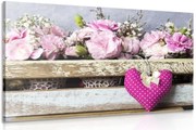 Stampa su tela – Fiori di garofano in cassa di legno