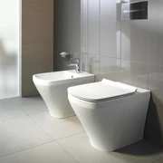 Coppia sanitari filomuro scarico a parete durastyle bianco lucido WC: P 55 x L 38 x H 56 cm, bidet: P 60 x L 38.5 x H 24 cm