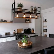 Lampada a sospensione nera con ripiano 4 luci - Cage Rack