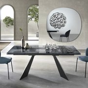 Tavolo allungabile 240 cm WATERS base in metallo Nero e piano in vetro Fumč