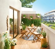 Set tavolo e sedie Solis NATERIAL in acacia beige per 2 persone