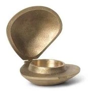 Ferm Living - Clam Candle Holder Brass ferm LIVING