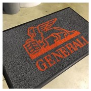 Zerbino spaghetto in riccioli di vinile personalizzato cm. 140x60x2,8