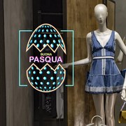 Uovo di pasqua neon | Vetrofania