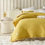 Copriletto moderno giallo Molly con volant 170 x 210 cm