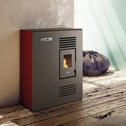 Stufa a pellet ventilata Tina 4 kW rosso