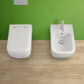 Set di Sanitari sospesi Metropolitan in ceramica con WC, Bidet e Copriwater avvolgente
