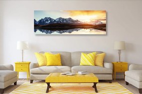 Quadro su tela – Splendido tramonto sulle montagne