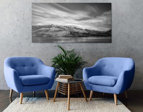 Stampa su tela – Sole al tramonto sopra il lago in bianco e nero