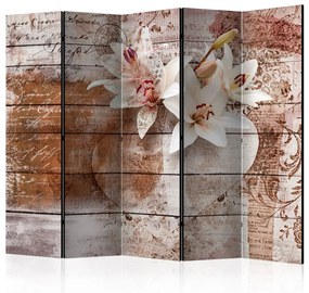 Paravento design Ricordi Romantici II (5 parti) - fiori e scritte su legno