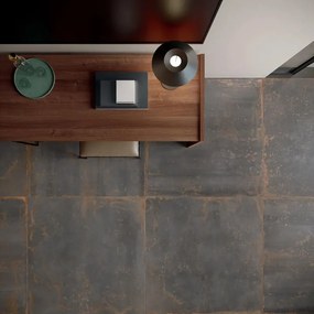 Piastrella da pavimento interno in gres porcellanato 120 x 120 cm rettificato antracite satinato Metal R10 traffico medio forte (pei 3/5) Sp. 8.5 mm 2.88 mq