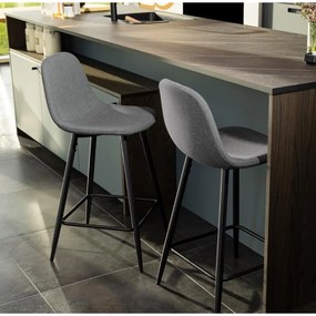 Set di sbagelli da bar grigio chiaro in imbottito 2 pz (altezza della seduta 65 cm) Wilma – Actona