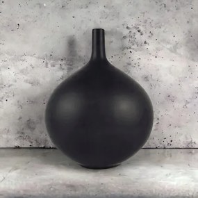Vaso in ceramica, 24 cm, nero opaco