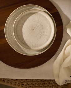Kave Home - Set Mada composto da 2 tovaglioli di lino e cotone bianco con ricamo a fiori marrone