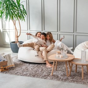 Puof a sacco color crema con rivestimento in bouclé Om 135 – SLOWDOWN