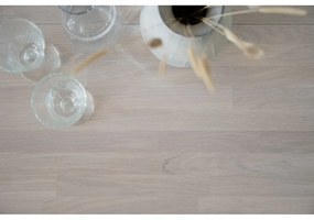 Piano in rovere chiaro per allungare il tavolo da pranzo pieghevole in rovere Filippa - Rowico