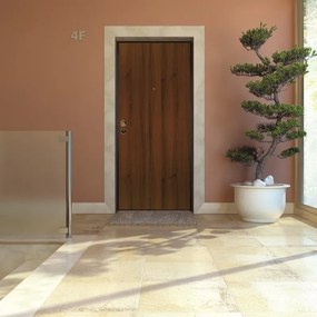 Porta blindata YALE Panther L 90 x H 210 cm in melaminico noce scuro/bianco, apertura spingere a destra, falso telaio incluso