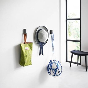 Set di ganci da parete neri in metallo 3 pz Tower – YAMAZAKI