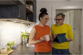 Osram - Lampada LED sottopensile dimmerabile con sensore UNDERCABINET LED/7,5W/230V nera