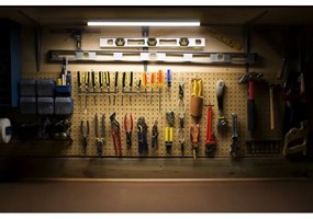 Osram - Lampada sottopensile LED con sensore BATTEN LED/4W/230V 32 cm