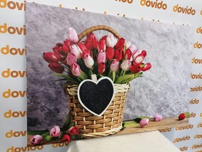 Stampa su tela – Tulipani rossi in cesto di legno