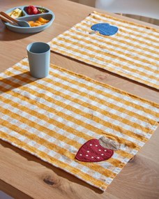 Kave Home - Set Naunet di 2 tovagliette a quadretti senape e bianchi con dettaglio frutta 100% cotone