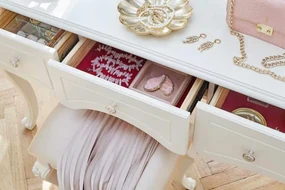 Toeletta trucco avorio con specchio in legno-Arrediorg.it