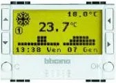Cronotermostato digitale a incasso BTICINO Livinglight bianco settimanale